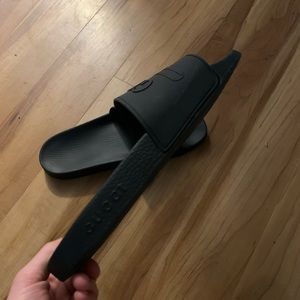 Men’s Gucci slides 11.5